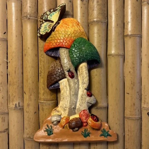 This vintage 1970s wall art chalkware or plaster mushrooms Wall decor Vintage - Picture 6 of 14